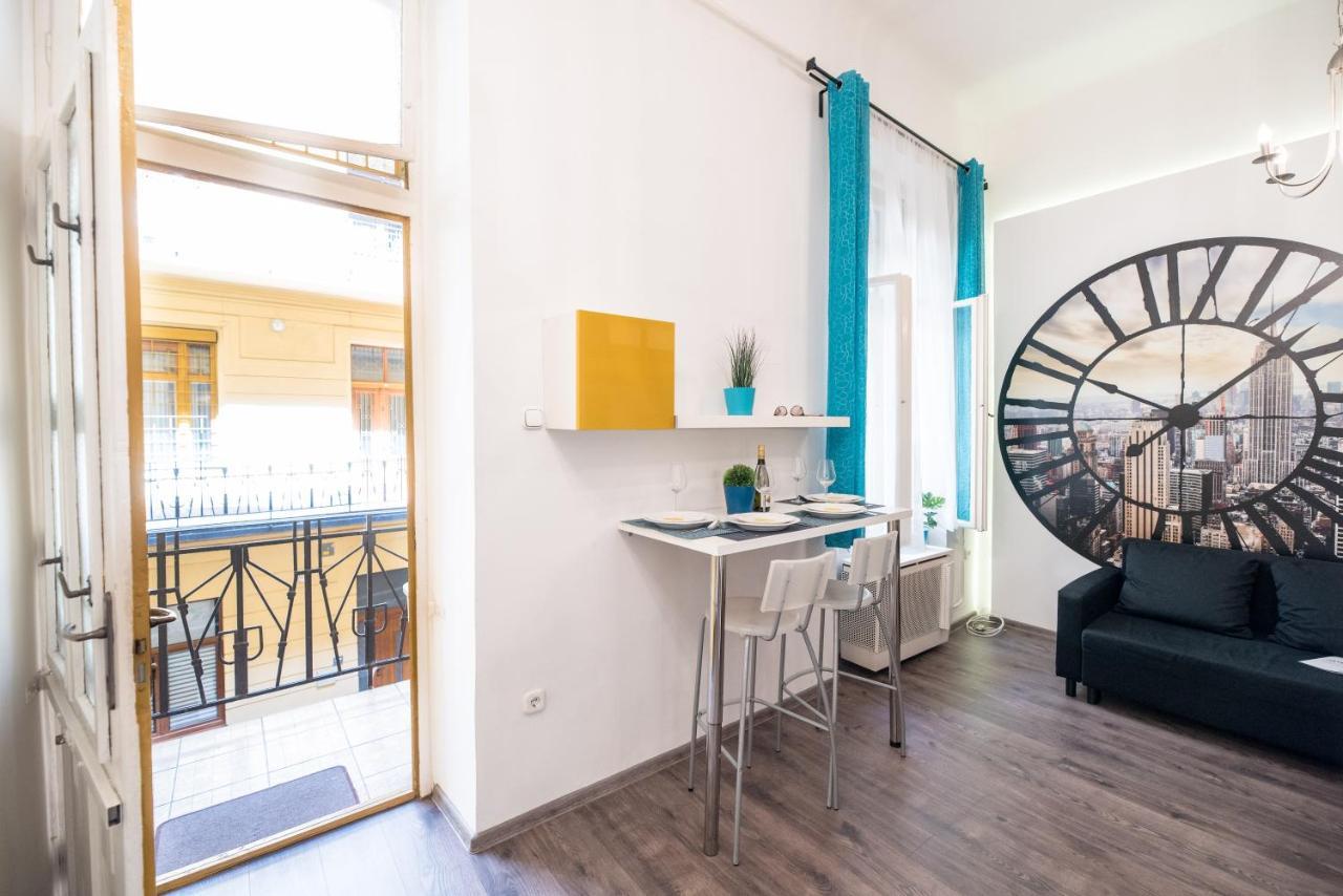Central Quiet Studio B&B, Airport Connection Budapest Exterior foto